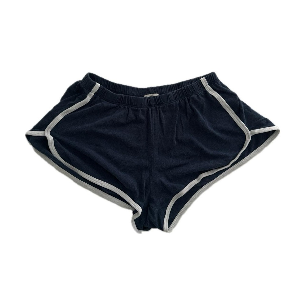 Navy and white Brandy Melville shorts #preppy #summer